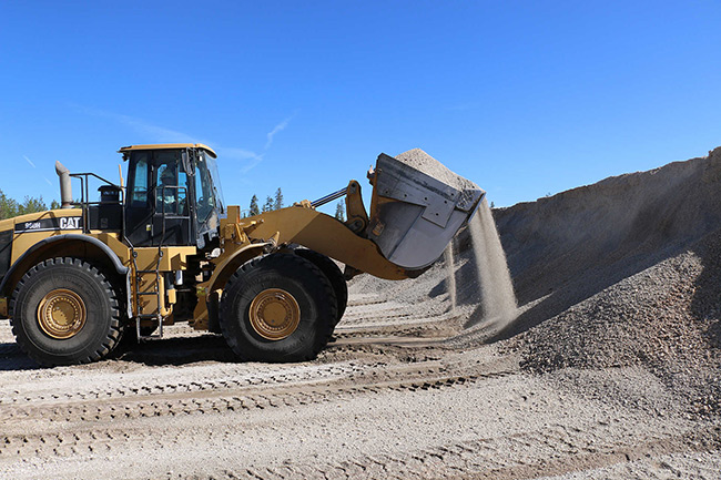 beaver-pumice-mining-experience